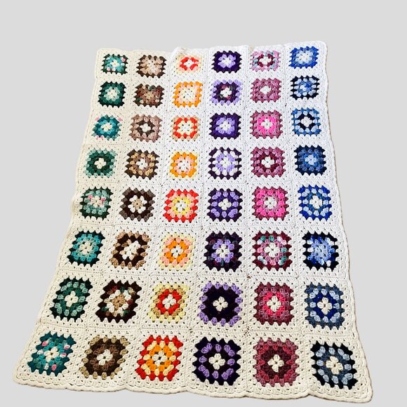 Vintage Granny Square Crochet Blanket 41" x 54" - Picture 9 of 10